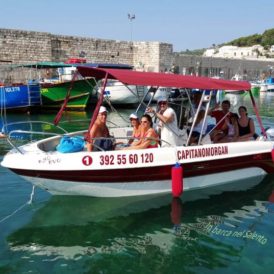 Escursione alle grotte Castro